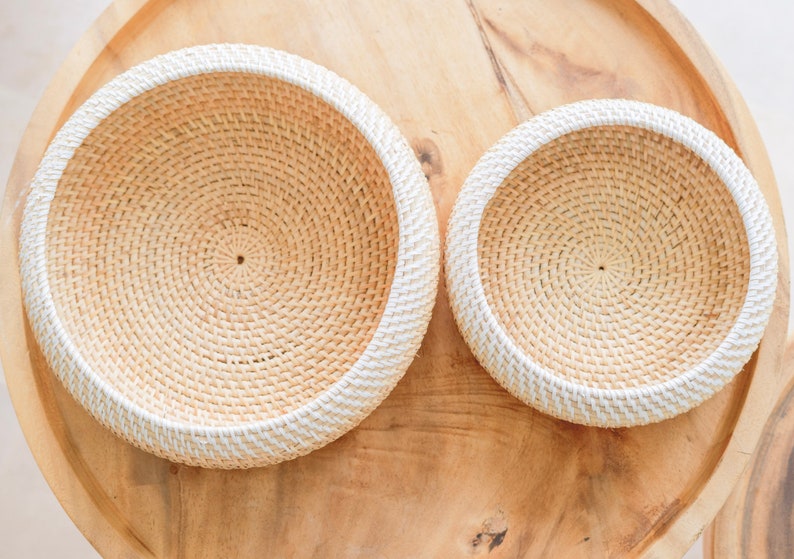 Bol à fruits en rotin tissé à la main, pièce maîtresse décorative en osier, naturel