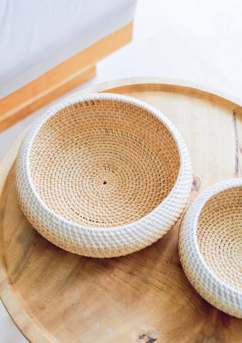 Bol à fruits en rotin tissé à la main, pièce maîtresse décorative en osier, naturel