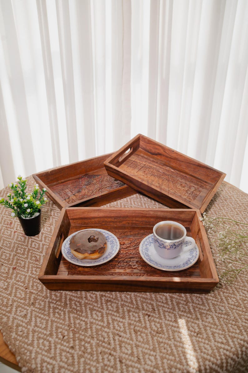 Plateau de réception en bois sculpté à la main, petit et grand format, pour servir et décorer