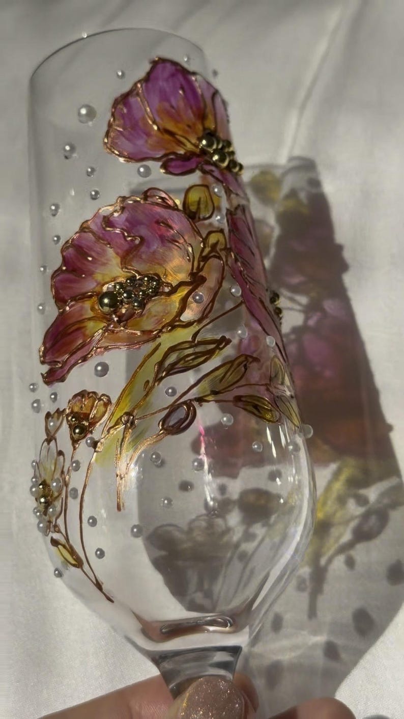 Flûte à champagne peinte à la main avec coquelicots – Verrerie de luxe pour mariage, anniversaire, fiançailles
