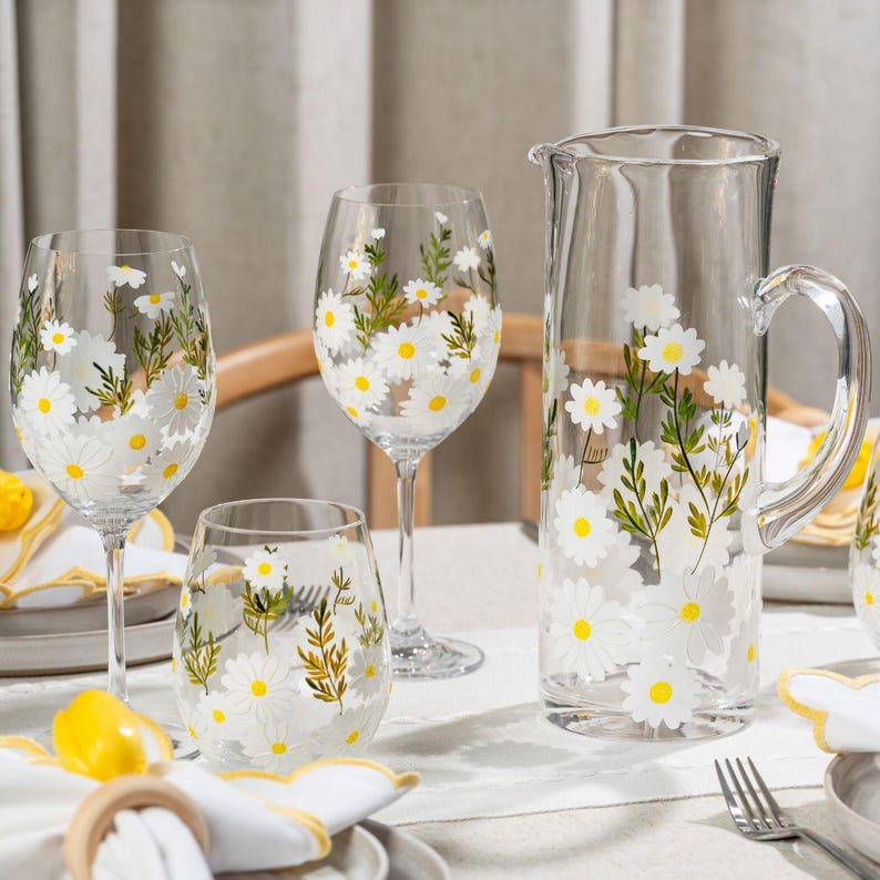 Ensemble de verres à marguerite peints à la main (2 pièces)