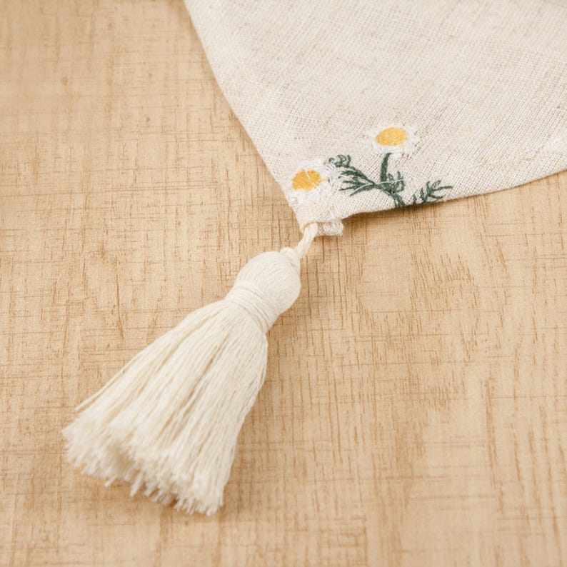 Lin Rustique Chemin de Table Triangulaire avec Broderie Floral et Glands