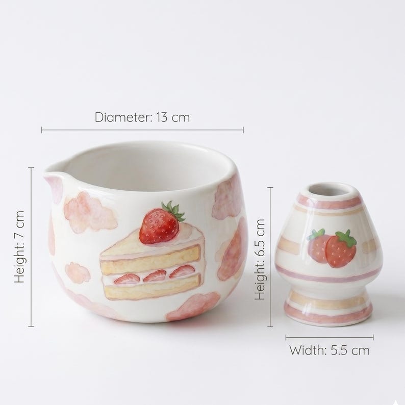 Bol à matcha avec bec verseur et support pour fouet | Service à thé en céramique motif gâteau aux fraises
