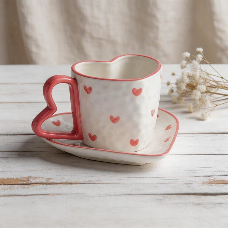 Ensemble tasse et soucoupe coeur en céramique rose 300 ml pour café thé