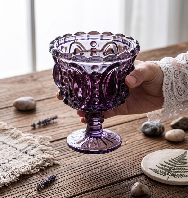 Ensemble de gobelets en verre violet vintage, bols à dessert en relief, tasses à lavande, décoration cottagecore