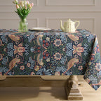 Nappe Strawberry Thief résistante à l'eau, extra large, linge de salle à manger floral cottage anglais en lin bleu marine