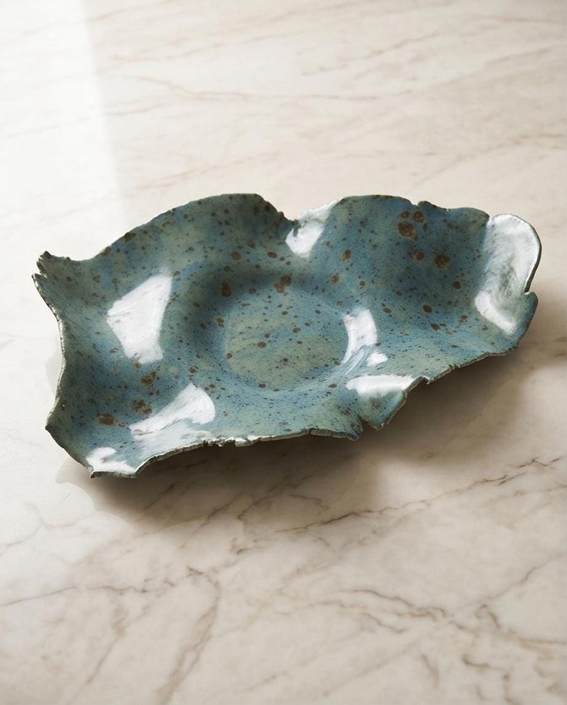 Vide-poche en céramique artisanale, saladier à fruits sculptural bleu-vert, décoration de table en grès à paillettes
