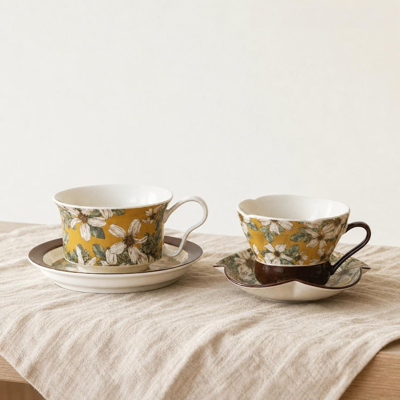 Tasse à café artisanale en céramique avec soucoupe, mug en faïence jaune à motifs floraux et botaniques