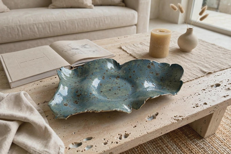 Vide-poche en céramique artisanale, saladier à fruits sculptural bleu-vert, décoration de table en grès à paillettes
